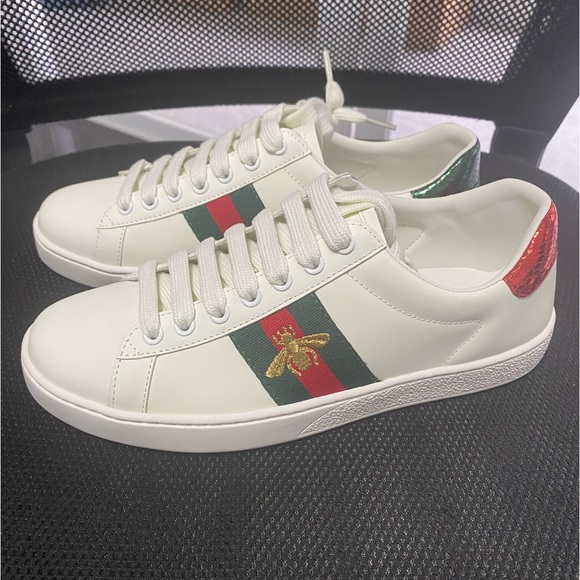 Gucci Women's White Sneakers with Red and Green Accents - Picture 1 of 5
